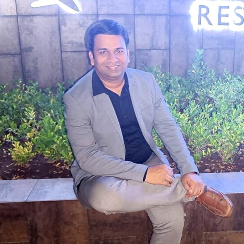 Naveen B